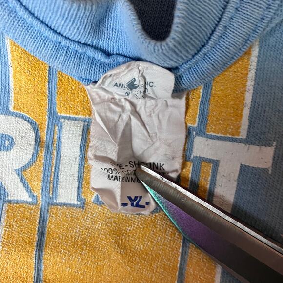 Vintage Yes, I Am A Christian Jesus T-shirt - Picture 5 of 9